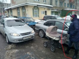 я бы с такой дамой не стал связываться