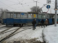 В Петербурге трамвай разорвало пополам