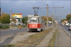 Три поколения Красноярских трамваев, старых конечно очень много.