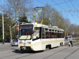 Три поколения Красноярских трамваев, старых конечно очень много.