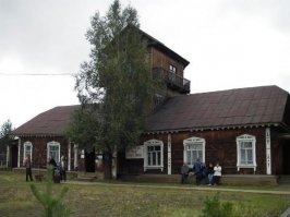 Автор, я вас немного поправлю. Ближайший аэропорт к месту падения Тунгусского метеорита - Ванавара ( 80 км ), а не Байкит.
Красноярский край, Эвенкия, п.Ванавара