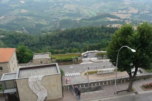 За счет чего живет "страна свободы"