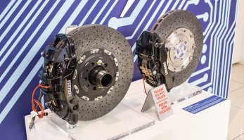 Вот так выглядит карбон-керамика