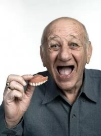 Как из российского пенсионера за 750 евро сделали "звезду "Инстаграма"