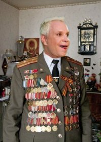 Армейские фото знаменитостей