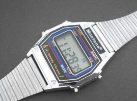 А вот эти часы кто помнит? Правда, гаджет был уже не из СССР, покупал я эти часы на "въетнамке", был в Москве такой рынок на Варшавском шоссе, качество часов конечно, было дрянь... Но часы были с такими интересными мелодиями...