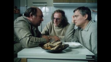 Ширяются цветы жизни, хиппи недоделанные.
А мы хорошо сидим! :)