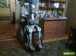 не успел сделать, как уже изувечил.
Вобщем, картина была такая: Изобретатель его сделал, потом терминатор <span style='color:gray'>[мат]</span> последнюю бутылку водки, припасенную на 23 февраля, за что получил пи34юлей от хозяина.