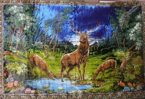 ... высшая доблесть для художника до 19 века была фотографическая точность с объектом воспроизведения :) С изобретением фотоаппаратов художники должны были умереть как класс!!! Этого не произошло по причине того, что художники или кинематографисты, люди талантливые и видят мир, несколько иначе чем мы :) Тупые уроды хающие Пикассо, Уорхола или Эдварда Мунка, приверженцы традиционных ценностей, с непременным фотографическим эффектом и сюжетом на уровне их интеллекта :)