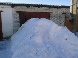 До сих пор (46 лет),  когда вижу такую прелесть, в глубине души возникает желание залезть и спрыгнуть...