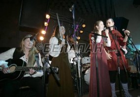 "Стары Ольса" (Минск) - похоже на Blackmore Night.