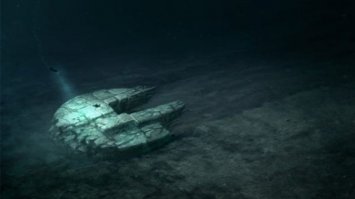 так это же "Сокол тысячелетия"!!!