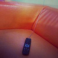 Чтобы не сбежал...