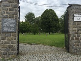 Ну и сами казармы, душевые, камеры, печи и поля, на которых производились массовые уничтожения.