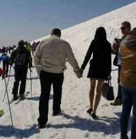 Фотограф, который снимает людей только со спины