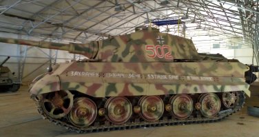 Неравные танковые дуэли. Т-34-85 против «Королевских тигров»