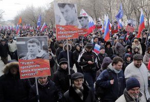 ОЧЕРЕДЬ поКритиковать !
и Зелёная РОЖА !