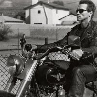 Автомобили и мотоциклы в жизни Арнольда Шварценеггера