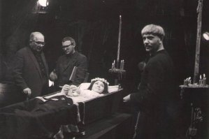 Неожиданные кадры со съемочных площадок фильмов ужасов