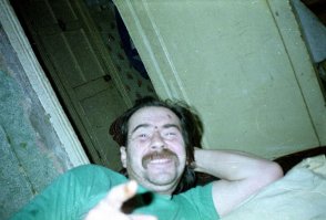 "Его зовут Эрл".