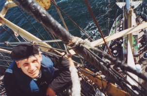 Крузенштерн 2004 год, осенний рейс, память на всю жизнь. Скучаю по нему :)