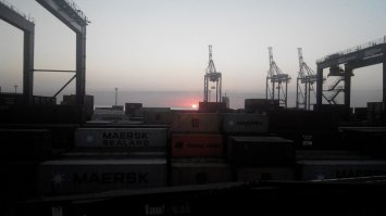 Эстетика портовых кранов