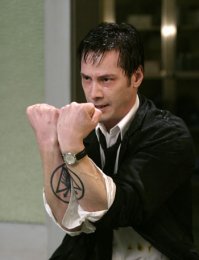 Понимаю нанесение татух только в случае если их можно использовать в практике)