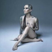 О субъективном, объективном и девичьем тату. Объективно: Наргиз - прикольная, ей это идет. Субъективно: если дочь вырастет и сделает с собой такое, хз как я отреагирую.