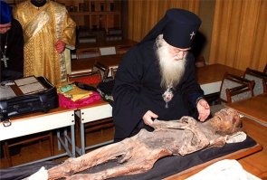 И что? Вполне прилично выглядит. А я имею ввиду вот таких