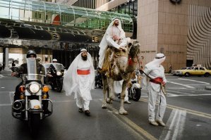 Путешествие по-королевски: шейх взял с собой 506 тонн багажа на 9 дней!