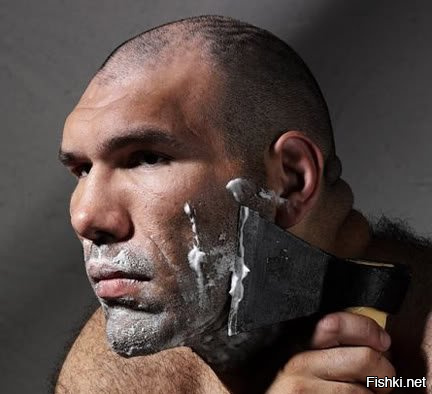 А это наше народное достояние, ДЕПУТАТ, скрестили Великого боксера с кем то, получилось вот что