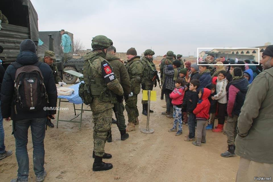 Попробую я.
В Сирии наши обкатывают всё новьё, какое только можно.
Возможно на фото какой-нибудь новый БТР-82ам (или что-то типа этого, я в них не особо).
И Тайфуны, кстати, обкатывают в Сирии.
