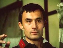 Это из фильма "Государственная граница". Эпизод в вагоне поезда