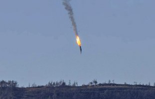Российские летчики патрулируют улицы Алеппо. Сирийская Арабская республика. УЖЕ ИСТОРИЯ
