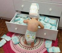 Женщина. Начало. "Шкаф полный, а надеть нечего!" ;)