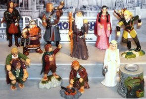 Коллекции киндер-сюрпризов из 90-х