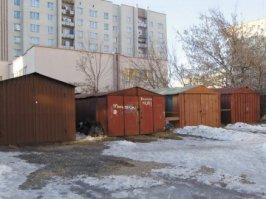 Шли б куда подальше эти петушки