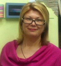 Вообще персонаж есть такой реальный: Александрович Элла Геннадьевна, заместитель директора по УВР школы 1 ступени (1-4 кл.) гимназия   8, г. Сочи: 

Вот насколько реально сообщение, это вопрос.