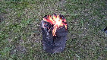 Ну Х.З.
Финская свеча - и никаких заморочек. 
3-4 часа стабильной работы.