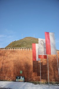 Был в Кракове в январе прошлого года. Автор, а где фото мостов, а где холм Костюшко?