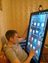 Мне совершенно пофиг на эти яблочные недодевайсы по цене дачного домика, но аффтар не сказал нам главного: в новом 8-м яблофоне будет батарея на 2700mah, так что это "чудо техники" будет греться и взрываться намного веселее)))