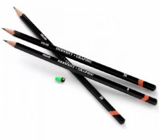 Невероятные шедевры резьбы по карандашным грифелям от Салавата Фидаи