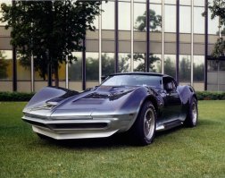 Автомобильная Америка 60-х в цвете