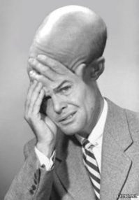 сколько же у Ди Каприо хлама то скопилось