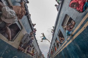 Когда проехал свою остановку.