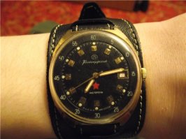 Одни из самых офигенных часов )))) Моему отцу такие вручили году этак в 78