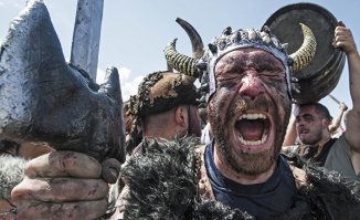Не правда! После длительных походов, викинги возвращались к своим жёнам с рогами. По длине рогов, можно даже было определить опытность воина и дальность похода ;)