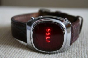 Хочу теперь вот эти, электроника 1,  в хорошей сохранности купить. Вещь!