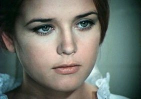 Констанция( Три мушкетера) и ("Хождение по мукам")
С каким ожиданием в своё время ждали новых серий