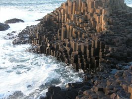 ну хотя-бы держи "дорогу великанов"